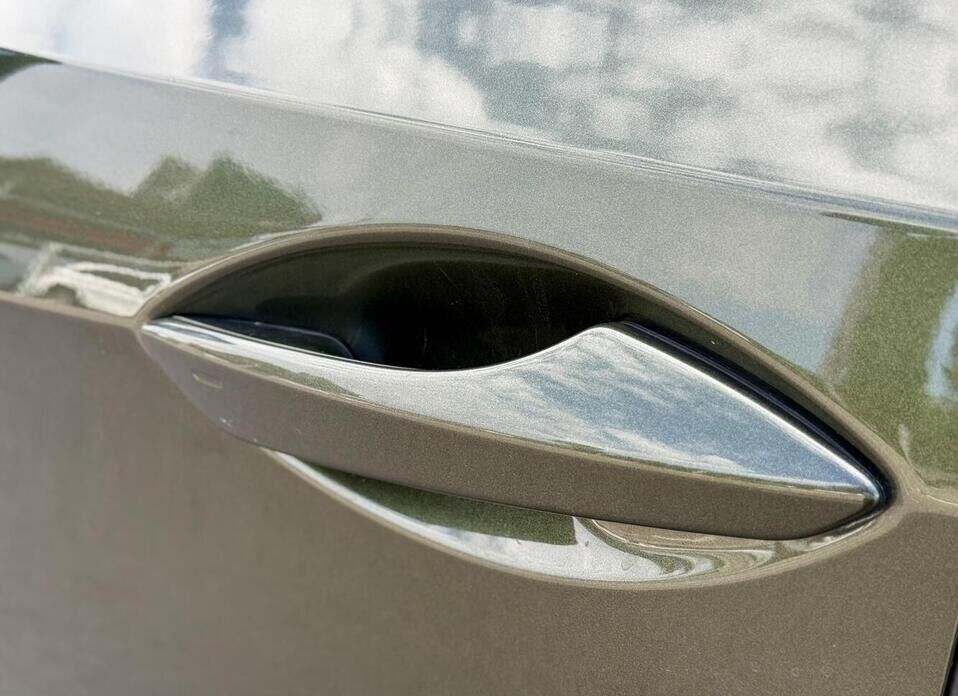 Lexus RX, IV Рестайлинг 300 2.0 AT (238 л.с.) 4WD
