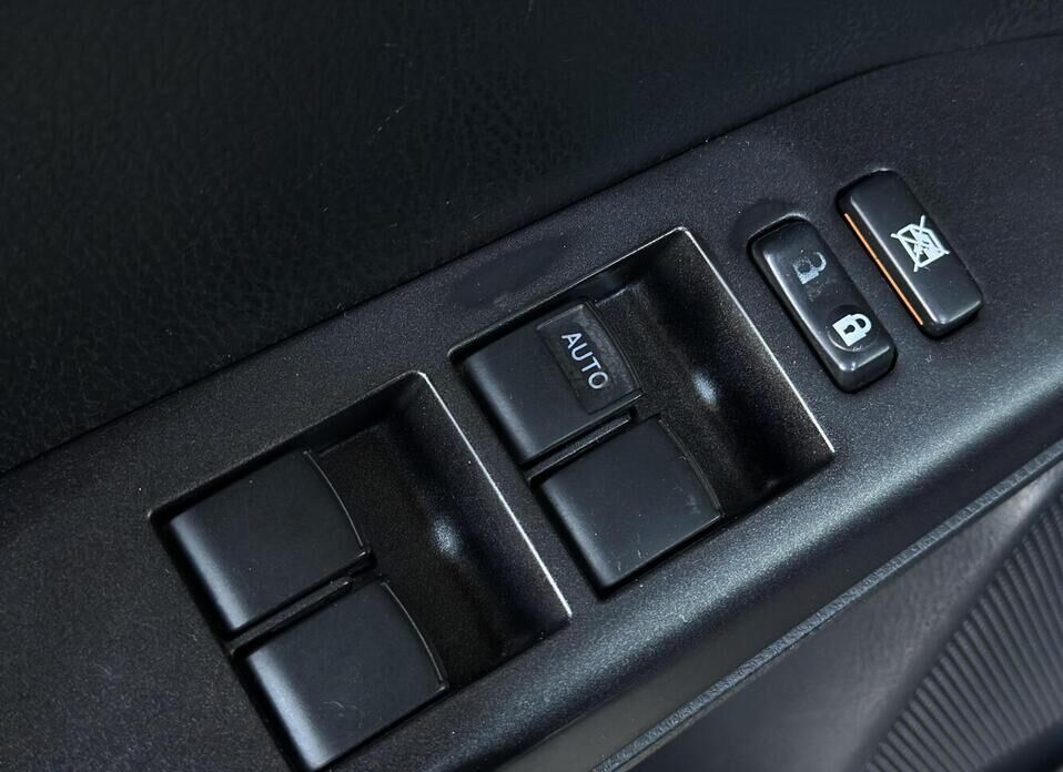 Toyota RAV4, IV (CA40) Рестайлинг 2.0 CVT (146 л.с.) 4WD