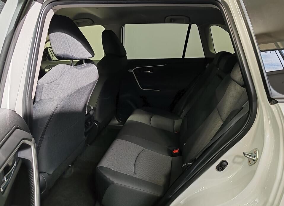 Toyota RAV4, V (XA50) 2.0 CVT (173 л.с.) 4WD