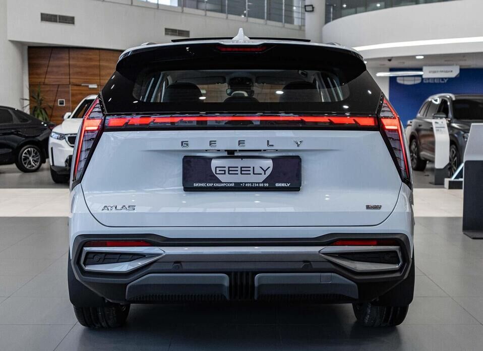 Geely Atlas, II 2.0 AT (200 л.с.) 4WD