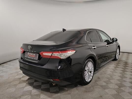 Toyota Camry, 2019&nbsp;г., 114&nbsp;989&nbsp;км