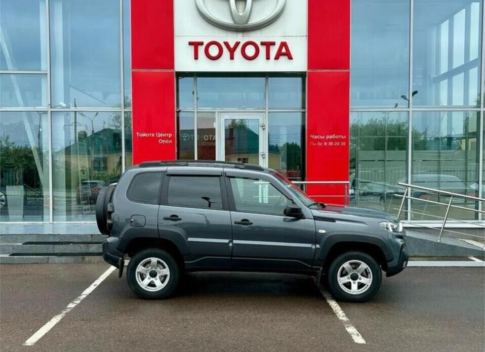 LADA (ВАЗ) Niva Travel, I 1.7 MT (80 л.с.) 4WD