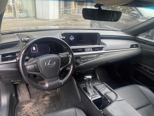 Lexus ES, 2018 г., 140 064 км