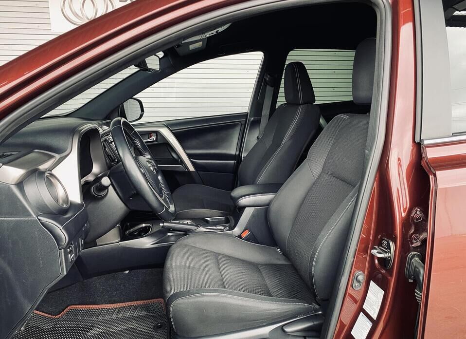 Toyota RAV4, IV (CA40) Рестайлинг 2.0 CVT (146 л.с.) 4WD
