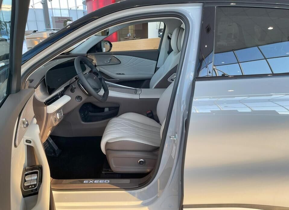 EXEED RX 2.0 AT (249 л.с.) 4WD