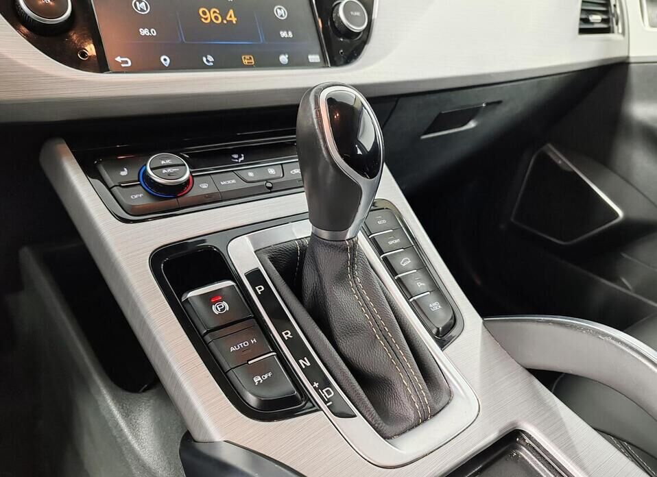 Geely Atlas, I 2.4 AT (149 л.с.) 4WD