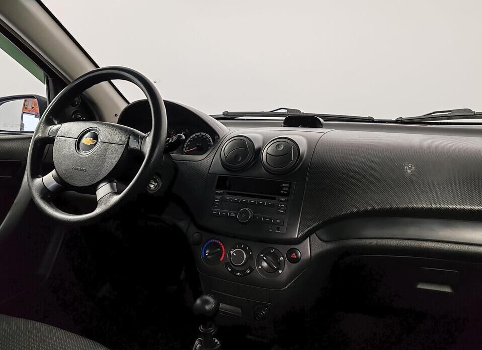 Chevrolet Aveo, I Рестайлинг 1.4 MT (101 л.с.)