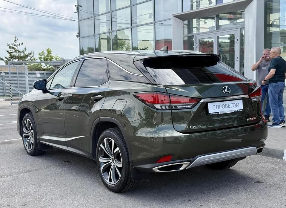Lexus RX, IV Рестайлинг 300 2.0 AT (238 л.с.) 4WD