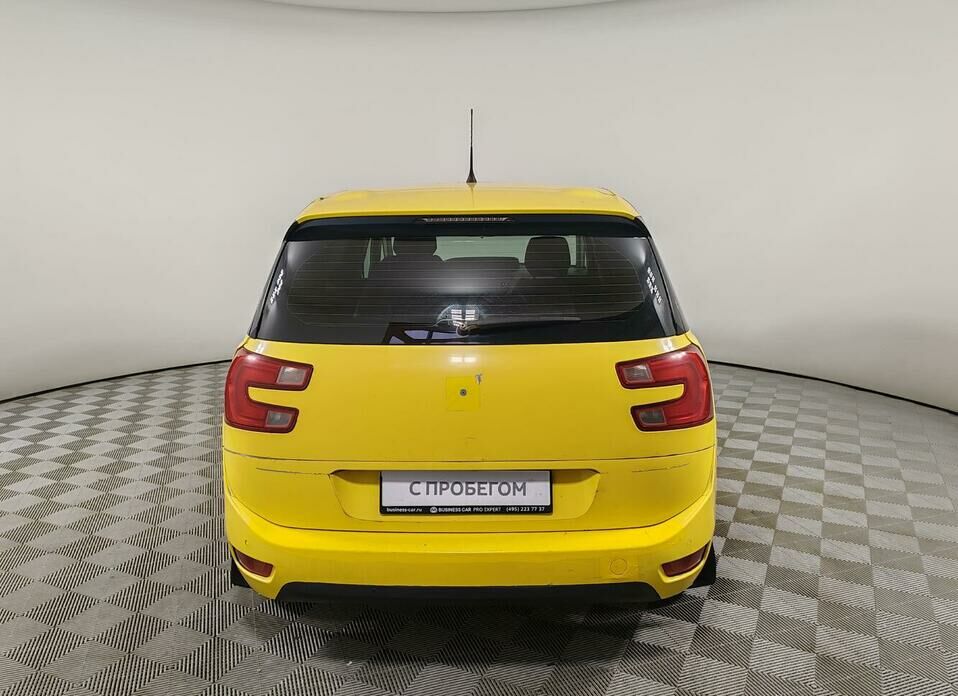 Citroen C4 Picasso 1.6 MT (120 л.с.)