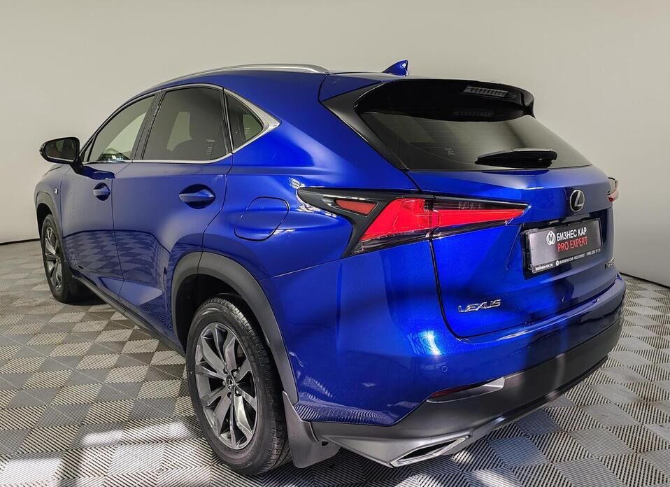 Lexus NX, I Рестайлинг 300 2.0 AT (238 л.с.) 4WD
