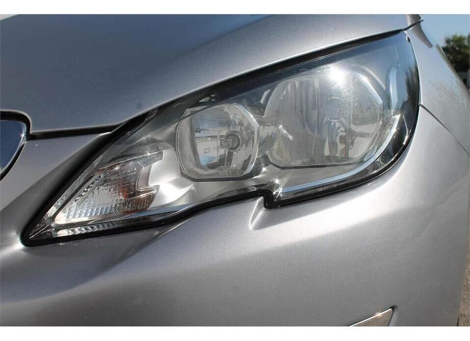 Peugeot 308 1.6d MT (120 л.с.)