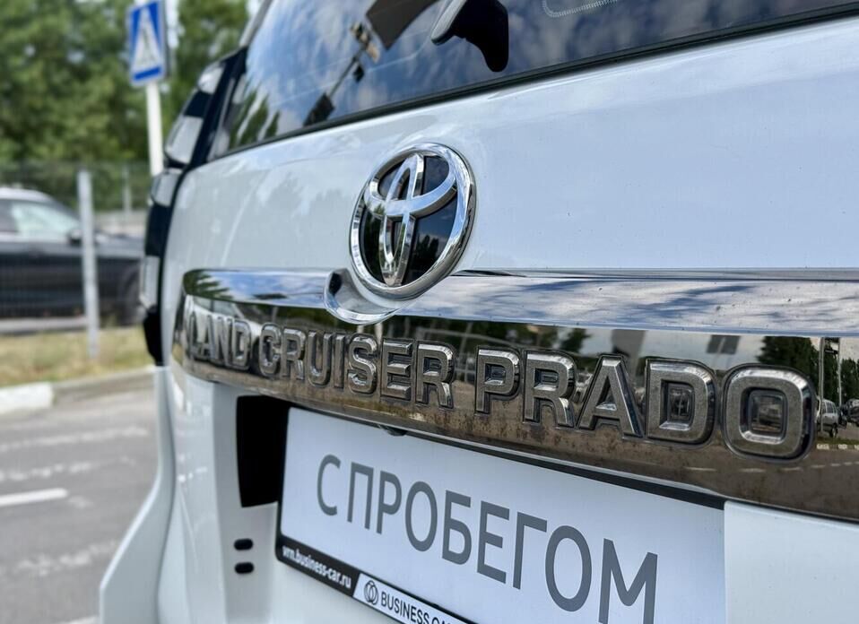 Toyota Land Cruiser Prado, 150 Series Рестайлинг 3 4.0 AT (249 л.с.) 4WD