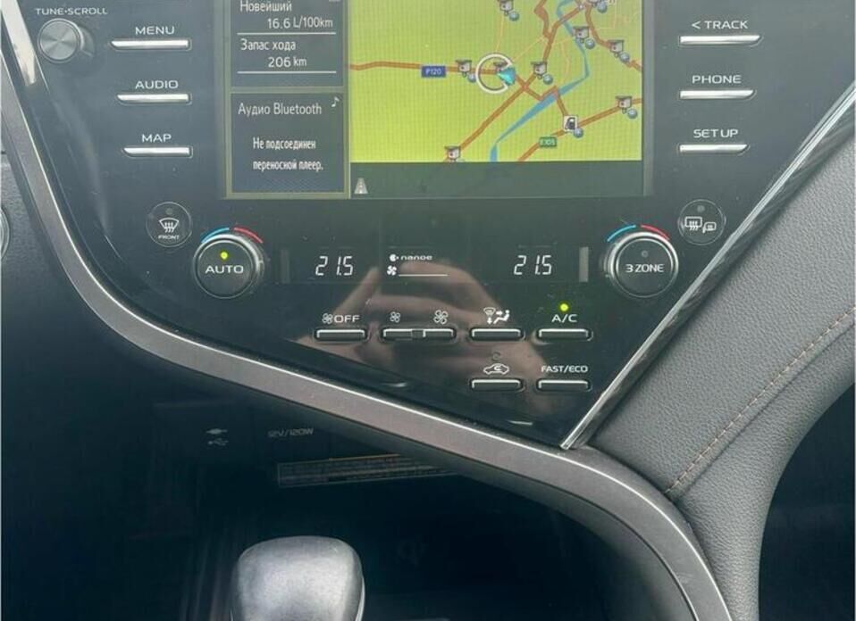 Toyota Camry, VIII (XV70) 3.5 AT (249 л.с.)