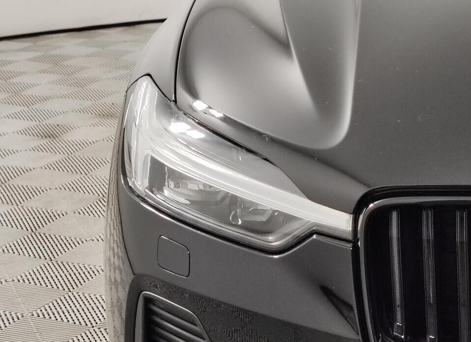 Volvo XC60, II Рестайлинг 2.0d AT (197 л.с.) 4WD