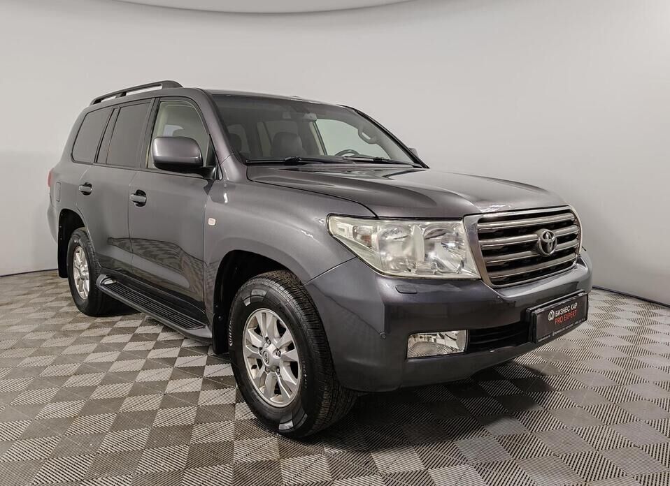 Toyota Land Cruiser, 200 Series 4.7 AT (288 л.с.) 4WD