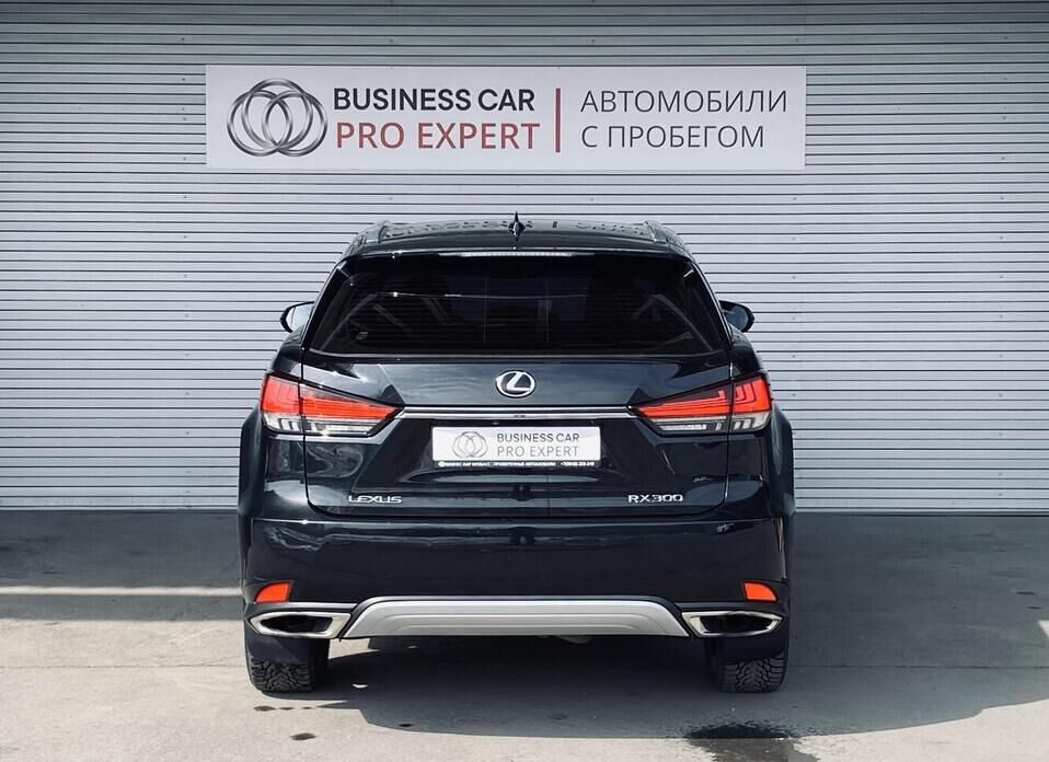 Lexus RX, IV Рестайлинг 300 2.0 AT (238 л.с.) 4WD