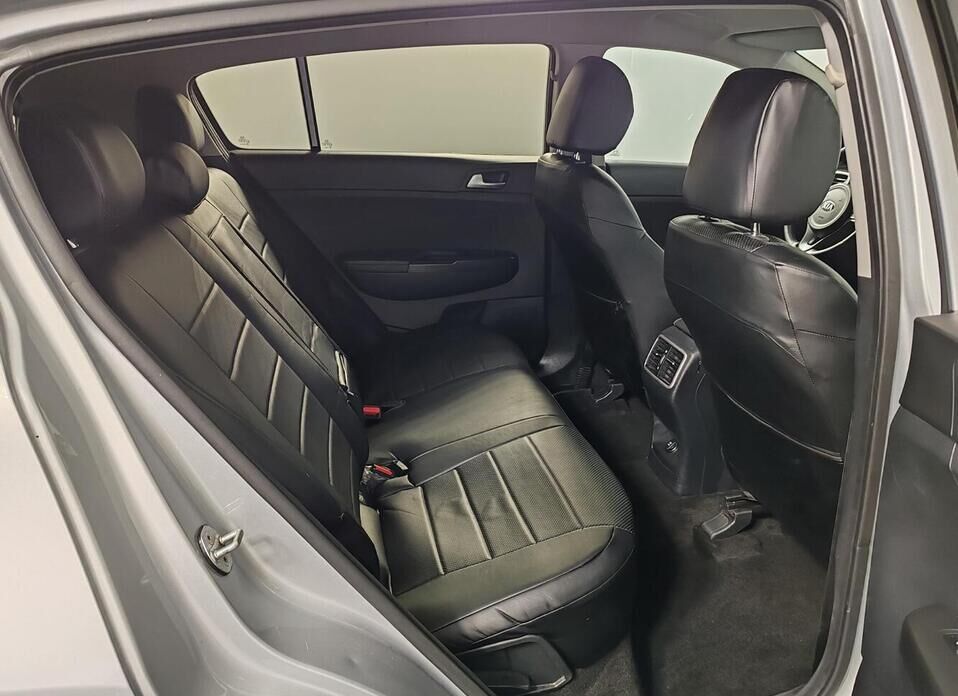 Kia Sportage, IV 2.0 AT (150 л.с.)