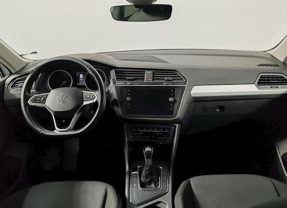 Volkswagen Tiguan, II Рестайлинг 1.4 AMT (150 л.с.)
