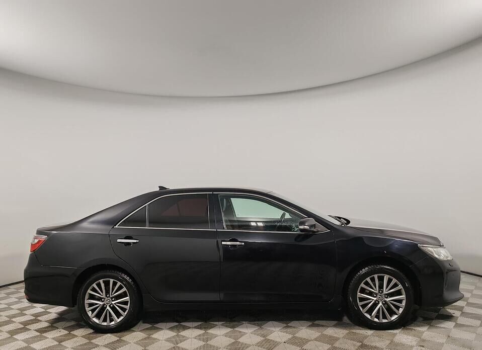 Toyota Camry, VII (XV50) Рестайлинг 2.5 AT (181 л.с.)