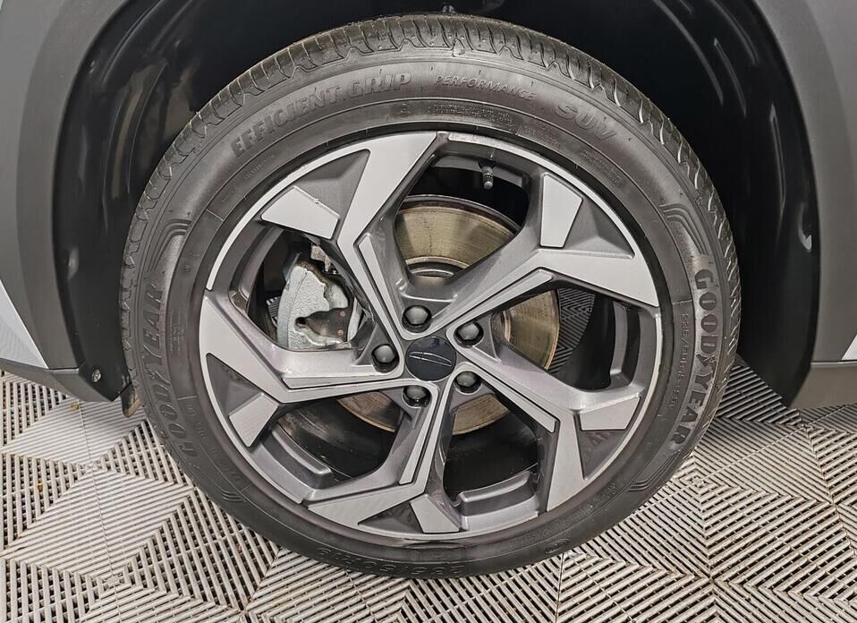 Geely Atlas, II 2.0 AMT (200 л.с.)