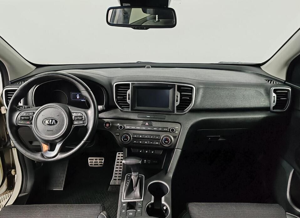 Kia Sportage, IV Рестайлинг 2.0 AT (150 л.с.)