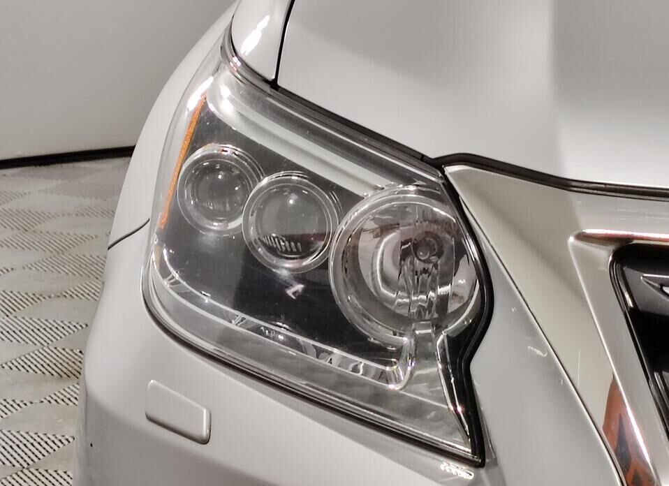 Lexus GX, II Рестайлинг 460 4.6 AT (296 л.с.) 4WD