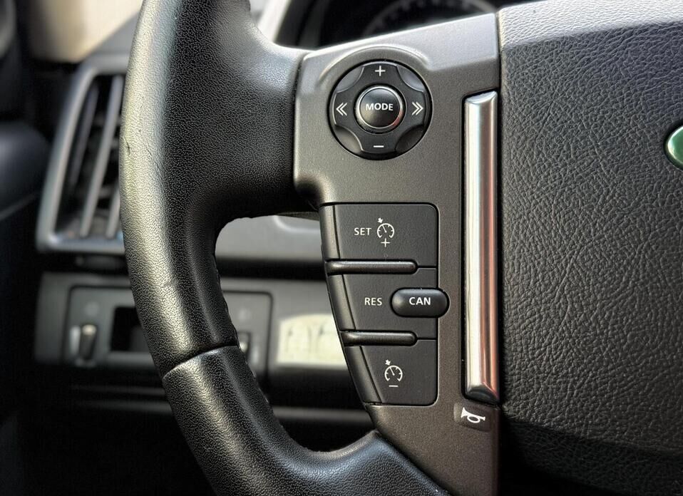 Land Rover Freelander, II Рестайлинг 2 2.2d AT (190 л.с.) 4WD