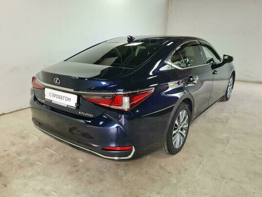 Lexus ES, 2019 г., 74 038 км