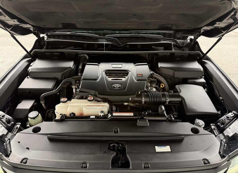 Toyota Land Cruiser, 300 Series 3.3d AT (299 л.с.) 4WD