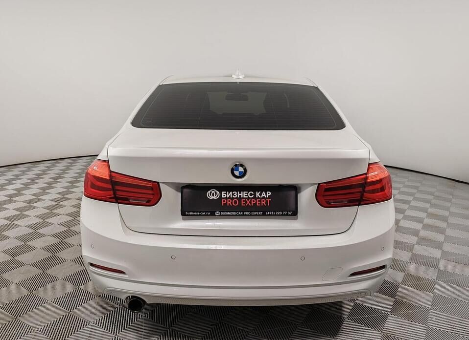 BMW 3 серии, VI (F3x) Рестайлинг 318i 1.5 AT (136 л.с.)