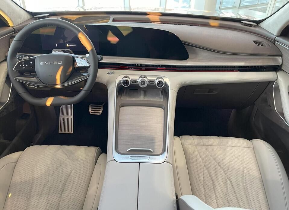 EXEED RX 2.0 AT (249 л.с.) 4WD