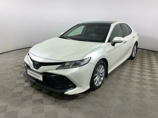 Toyota Camry, 2018 г., 99 987 км