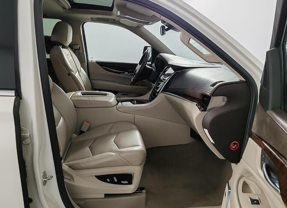 Cadillac Escalade, IV 6.2 AT (409 л.с.) 4WD