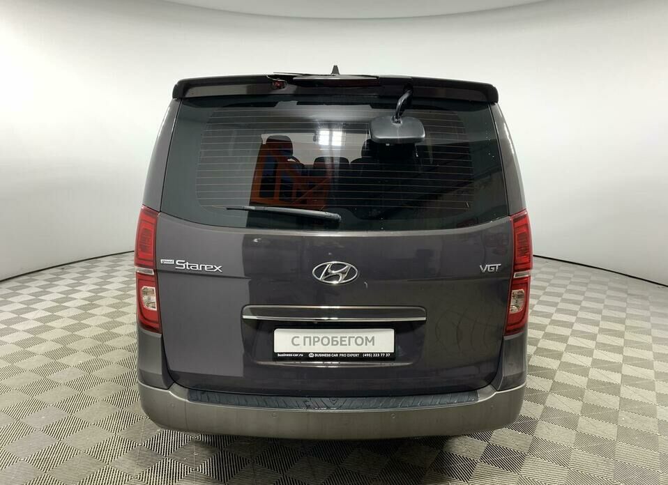 Hyundai Grand Starex 2.5d AT (175 л.с.)