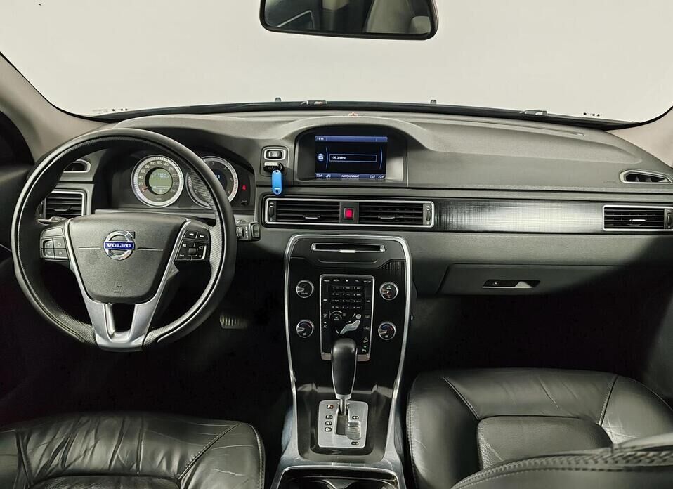 Volvo XC70, II 2.4d AT (163 л.с.) 4WD
