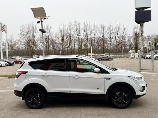 Ford Kuga, 2017 г., 79 684 км