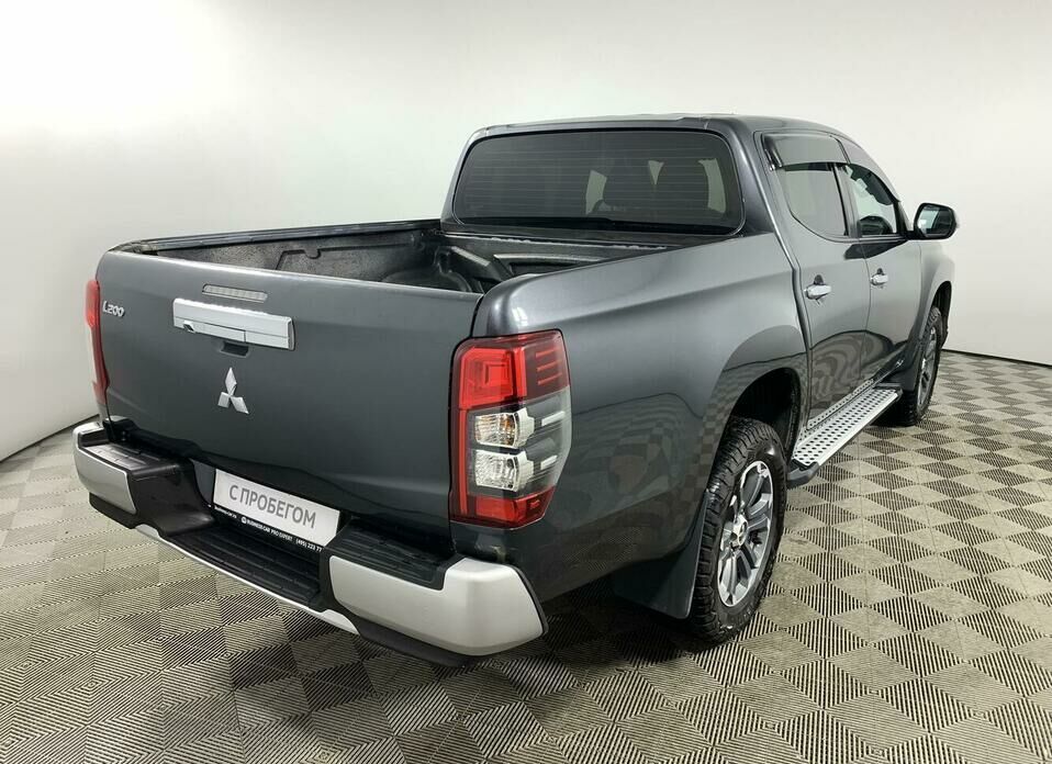Mitsubishi L200 2.4d AT (154 л.с.) 4WD