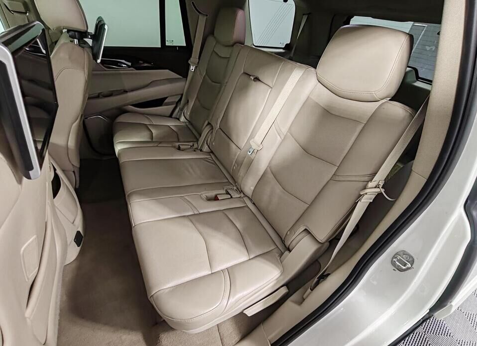 Cadillac Escalade, IV 6.2 AT (409 л.с.) 4WD
