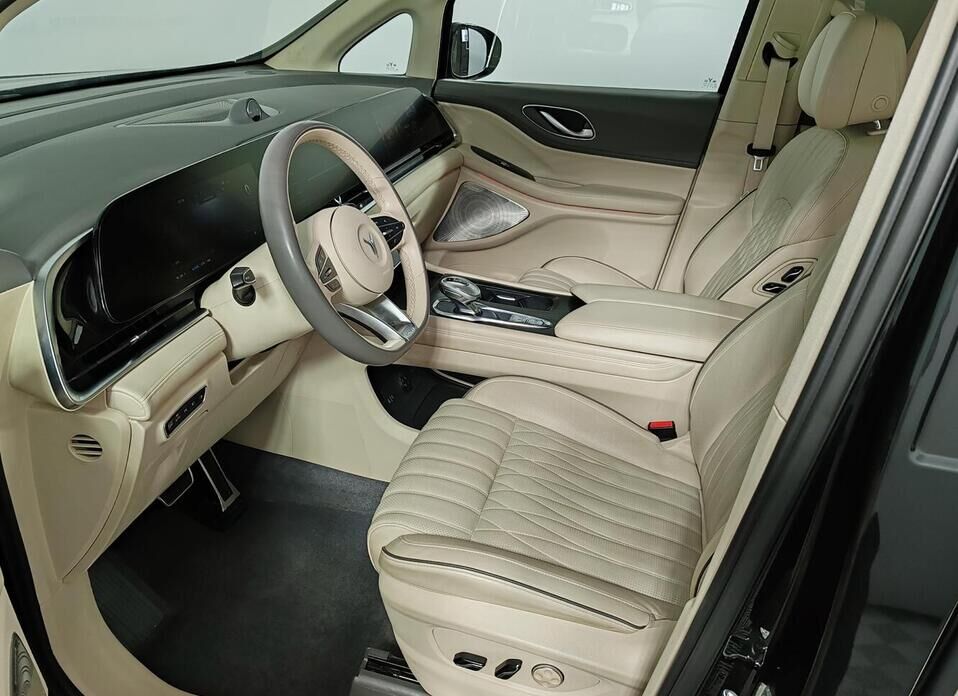 Voyah Dream, I 1.5hyb AT (394 л.с.) 4WD