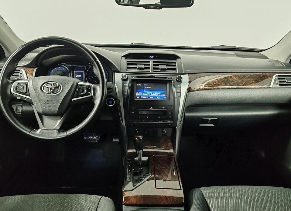 Toyota Camry, VII (XV50) Рестайлинг 2.5 AT (181 л.с.)