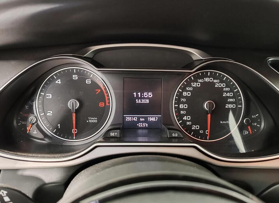 Audi A4, IV (B8) Рестайлинг 2.0 AMT (211 л.с.) 4WD