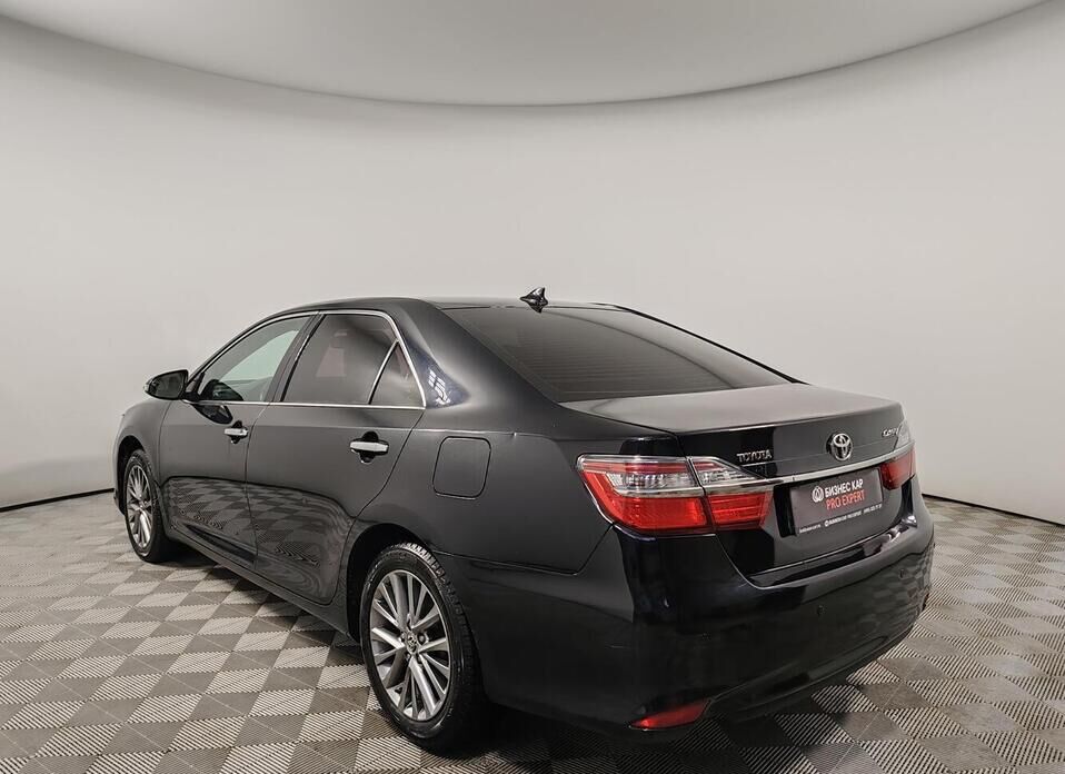 Toyota Camry, VII (XV50) Рестайлинг 2.5 AT (181 л.с.)