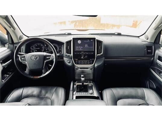 Toyota Land Cruiser, 2020 г., 105 001 км