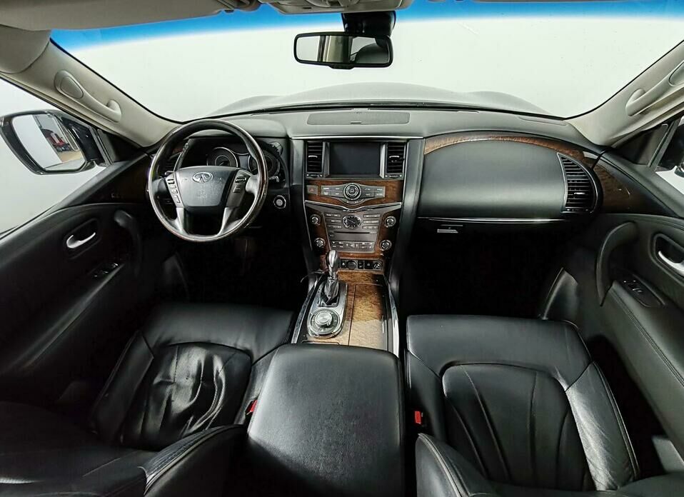 Infiniti QX80 5.6 AT (405 л.с.) 4WD