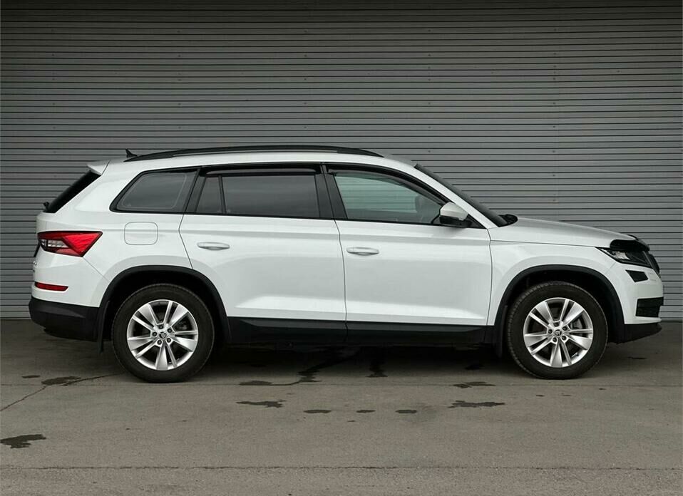 Skoda Kodiaq 2.0 AMT (180 л.с.) 4WD