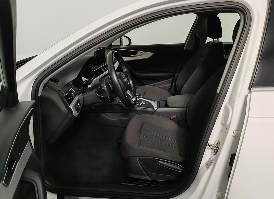 Audi A4, V (B9) 1.4 AMT (150 л.с.)