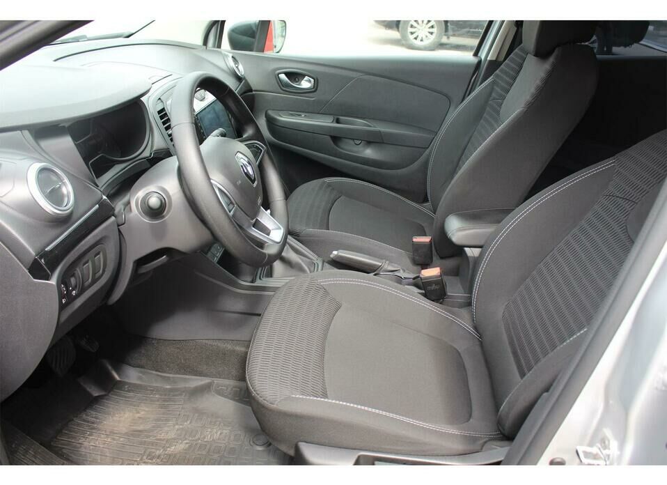Renault Kaptur 1.6 CVT (114 л.с.)
