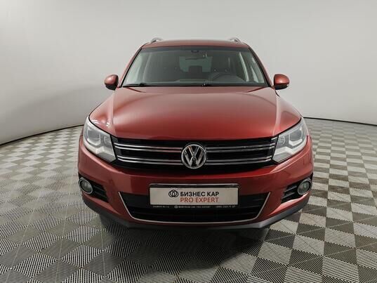 Volkswagen Tiguan, 2013&nbsp;г., 181&nbsp;374&nbsp;км