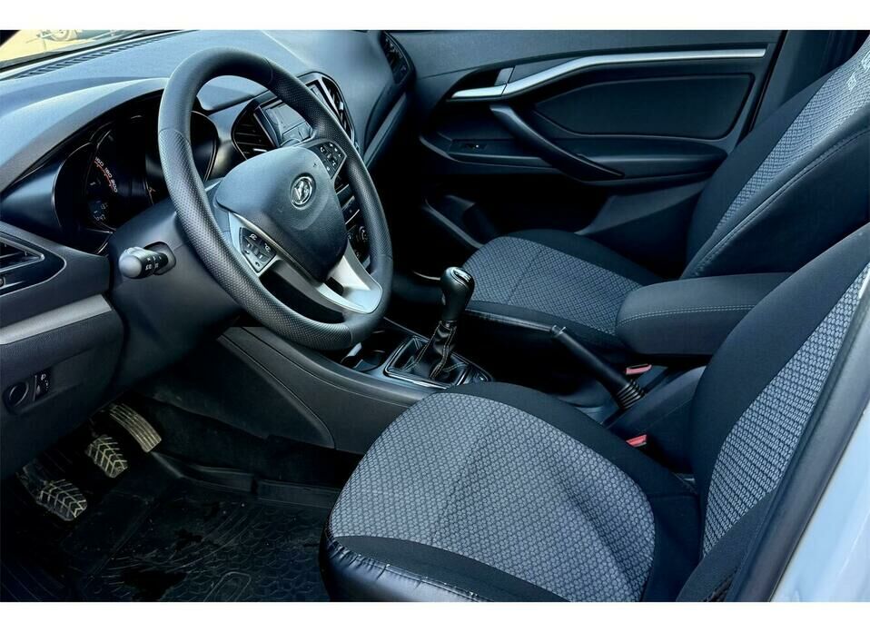LADA (ВАЗ) Vesta SW 1.6 MT (106 л.с.)