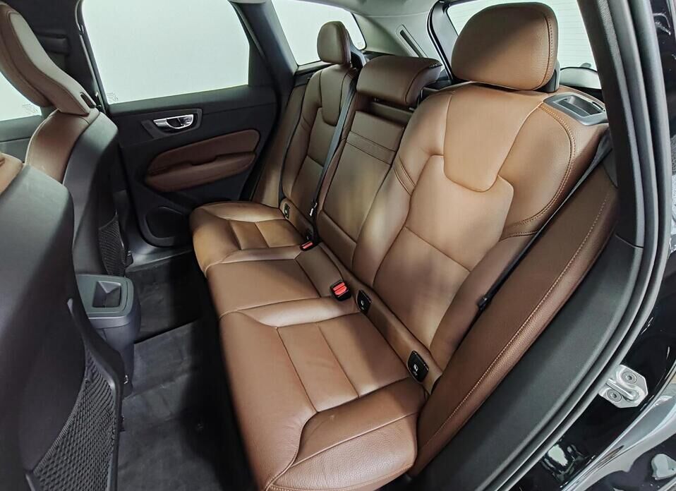 Volvo XC60, II 2.0d AT (190 л.с.) 4WD